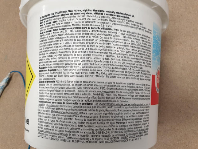 Quimicamp QUIMICLOR PS 5 Efectos 200 g (5 kg) – Cloro Multifunción Antialgas, Floculante, Antical y Mantenedor pH – Especial Aguas Duras (201805)